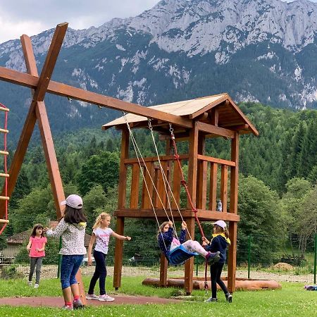 Panorama Pietrei Craiului Hotel Zărneşti Екстериор снимка