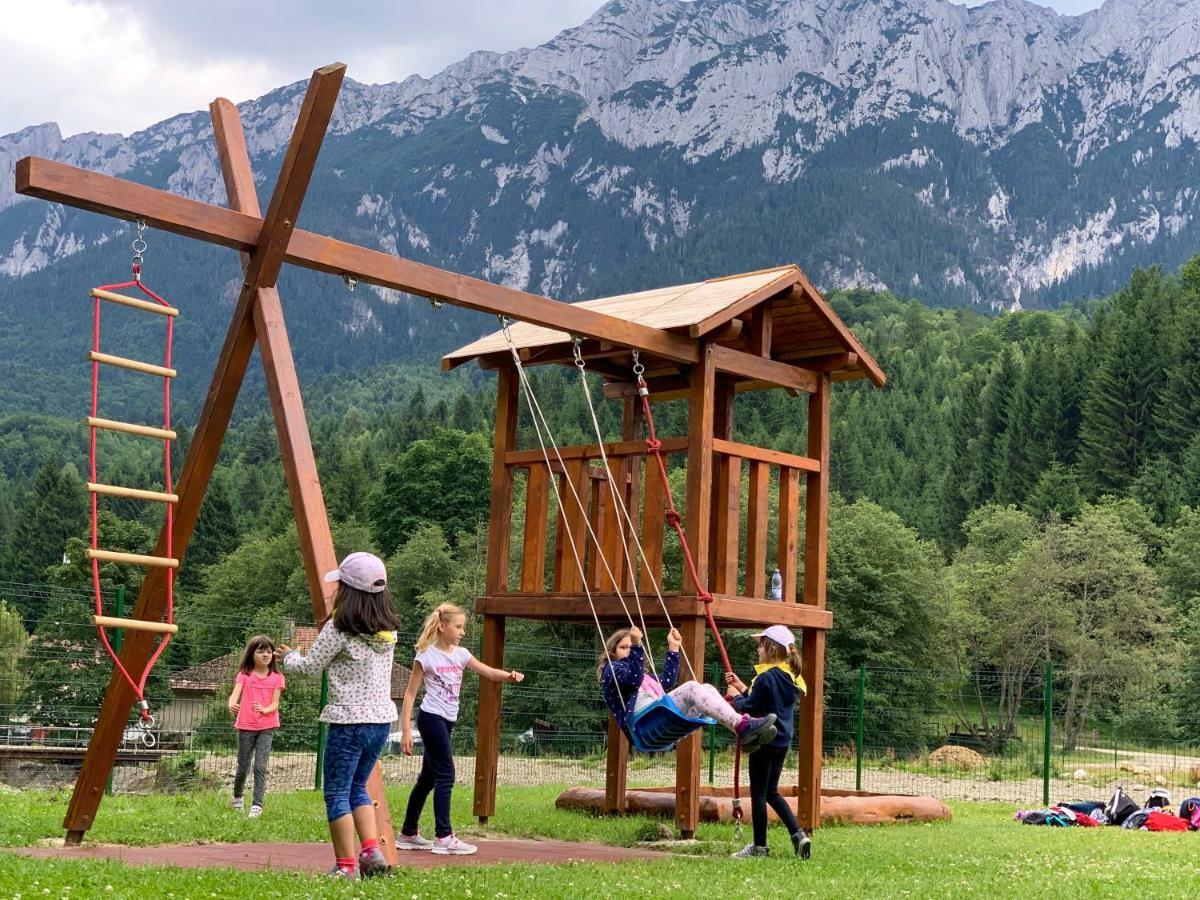 Panorama Pietrei Craiului Hotel Zărneşti Екстериор снимка